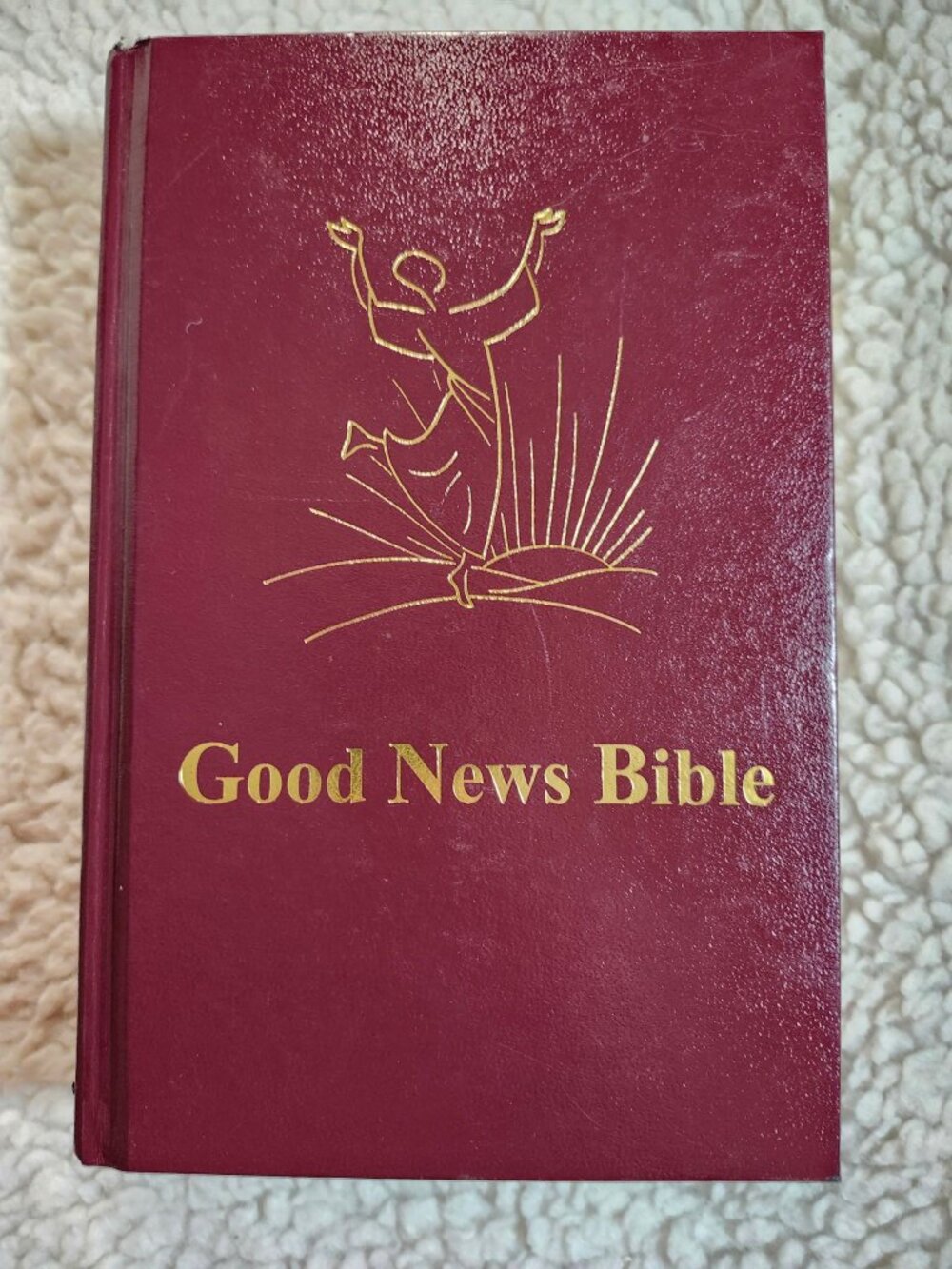 Good News Bible Catholic Edition Hardcover Burgundy GNT Canadian Bible Society
